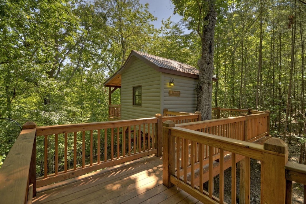 Snuggle Inn & Treehouse - thumb 3