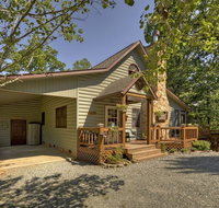 Snuggle Inn  Treehouse - Accommodation Texas