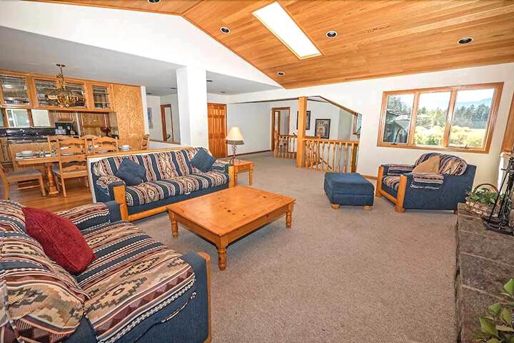 1803 Venice Drive 4 Bedroom Home - thumb 6