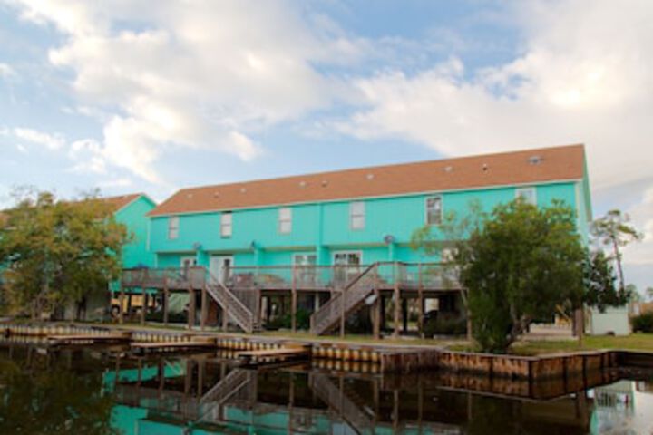 Vacation Homes By Hosteeva - thumb 0