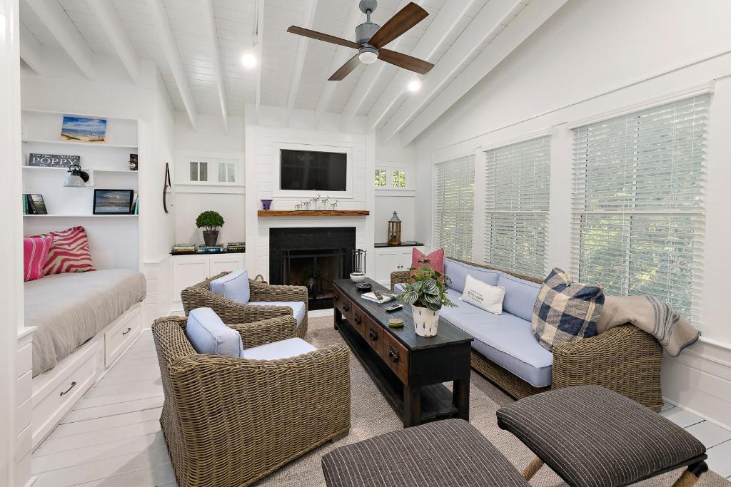 1052 Village Oals Lane - thumb 3