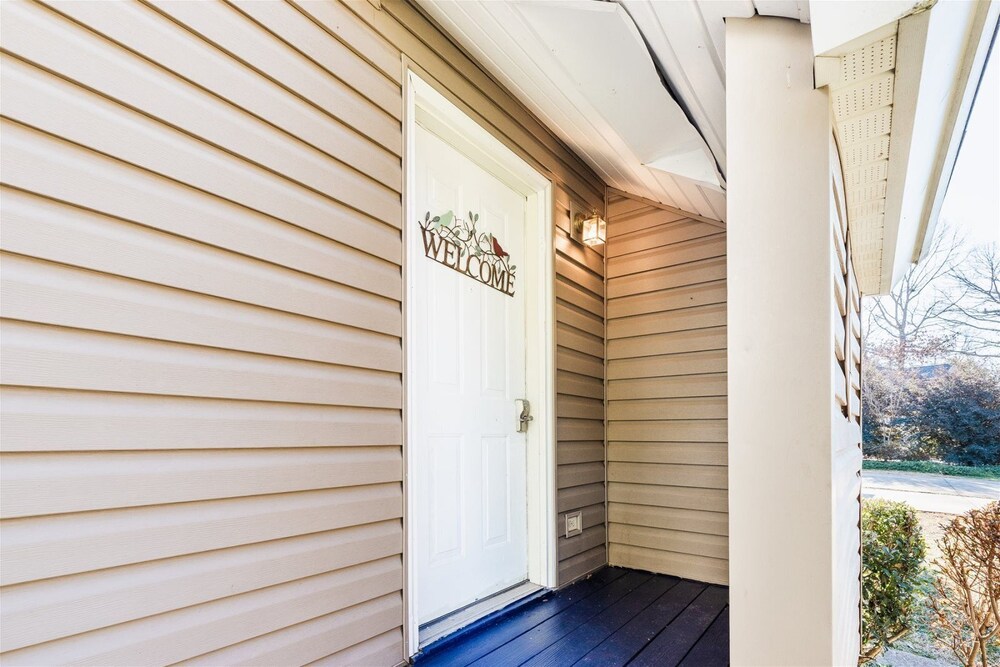 1509 Marina Road - Left Side - thumb 0