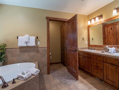 Vacation Station - RC2 Cottage - thumb 3