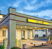 Super 8 by Wyndham North Sioux City - Accommodation Texas