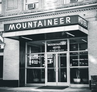 The Mountaineer Hotel - Accommodation Texas