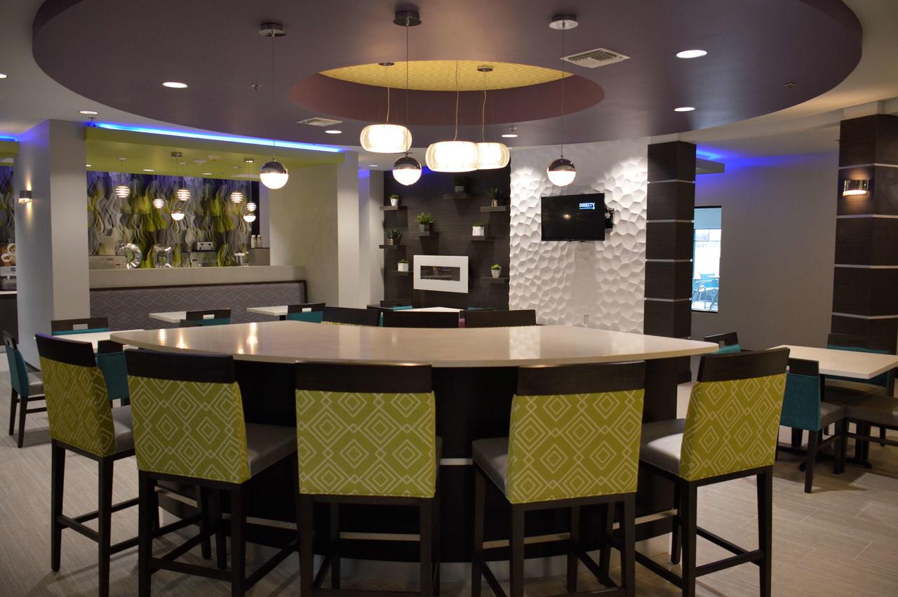 Best Western Plus Prien Lake Inn & Suites - thumb 40