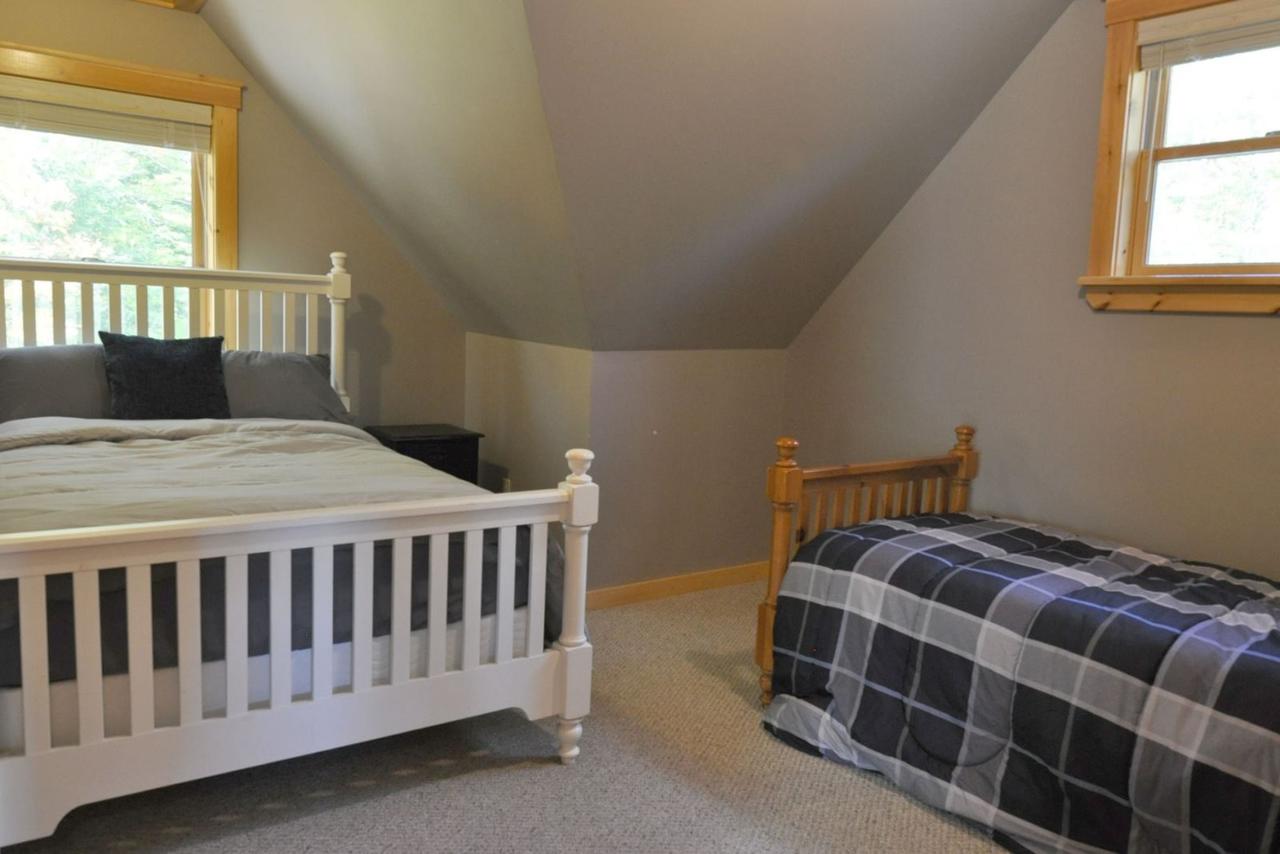 Vacation: Mount Brook Cabin - thumb 19