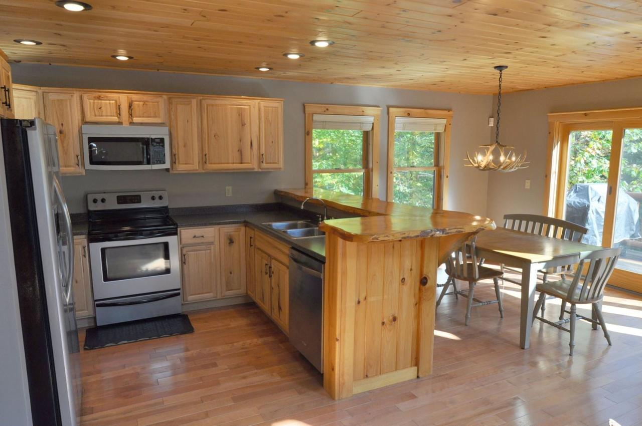 Vacation: Mount Brook Cabin - thumb 11