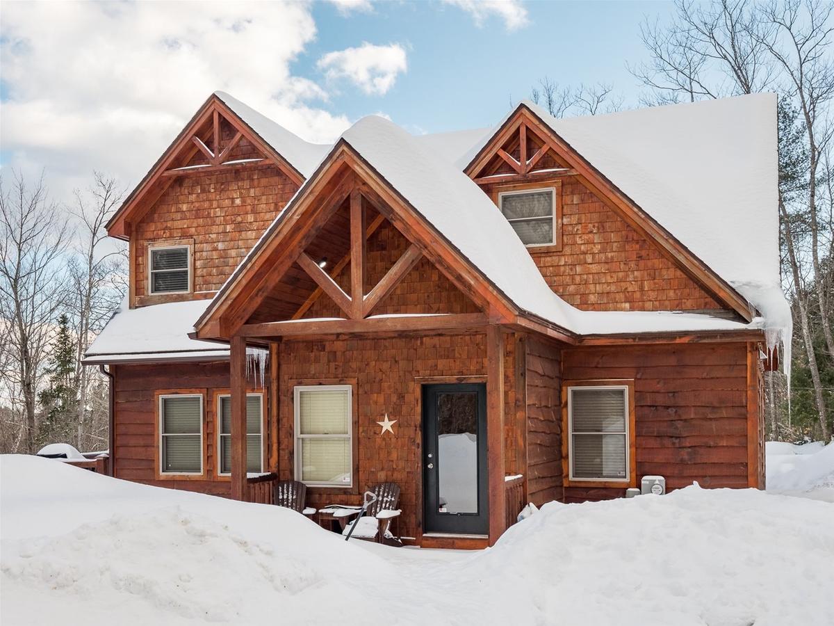 Vacation: Mount Brook Cabin - thumb 0