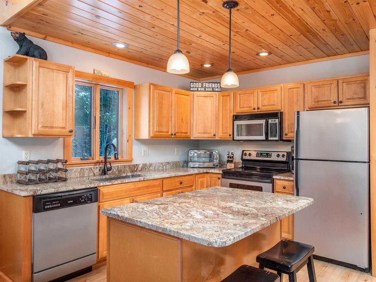 Vacation: Will View Ski Chalet - thumb 4