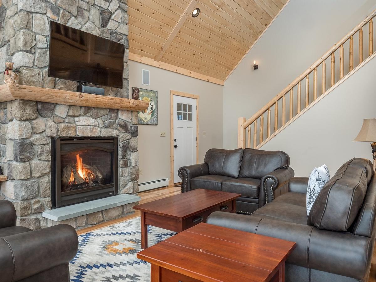 Vacation: Chalet At The Peaks - thumb 3