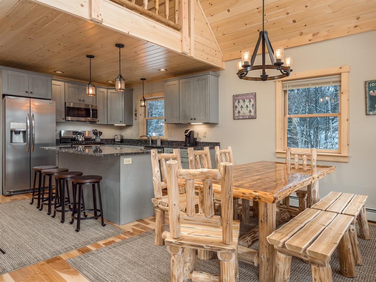 Vacation: Chalet At The Peaks - thumb 5