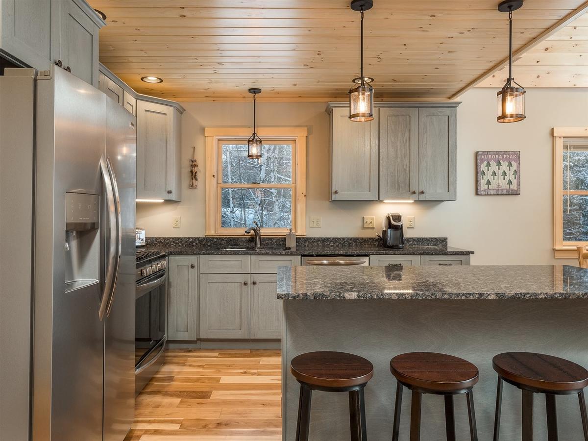 Vacation: Chalet At The Peaks - thumb 9