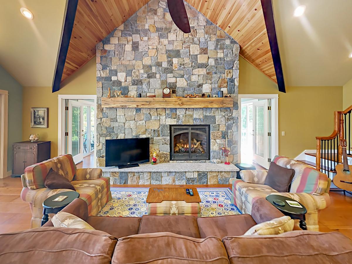 24 Meadow Point Rd Cottage - thumb 4