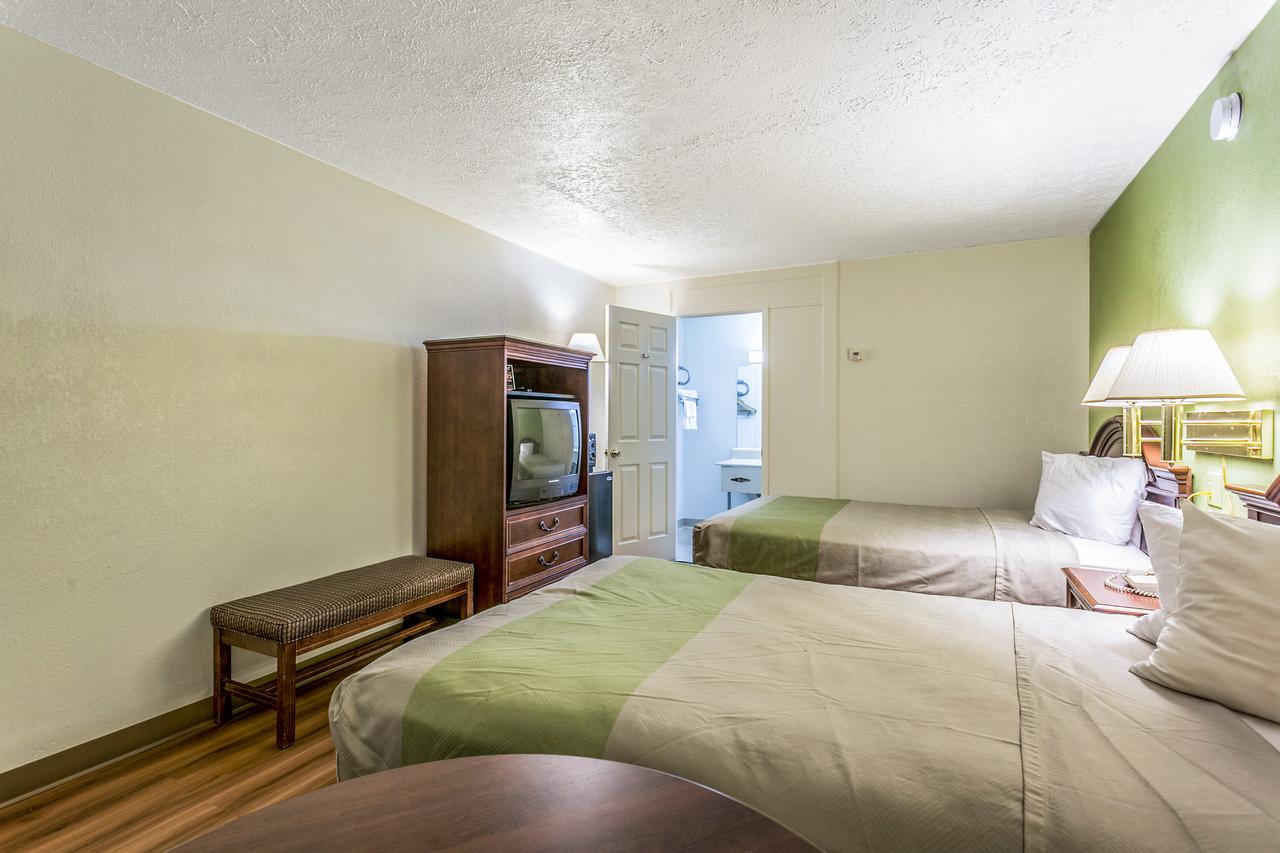 Motel 6 Edgewood - thumb 25