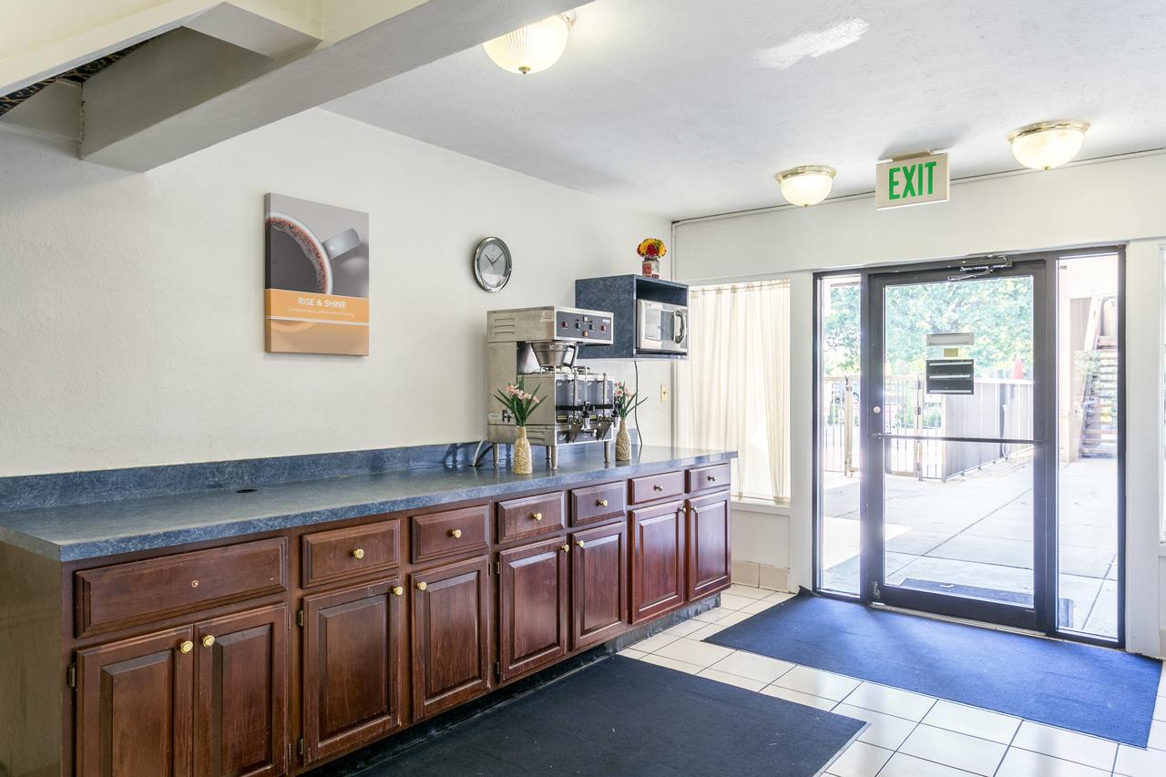 Motel 6 Edgewood - thumb 17
