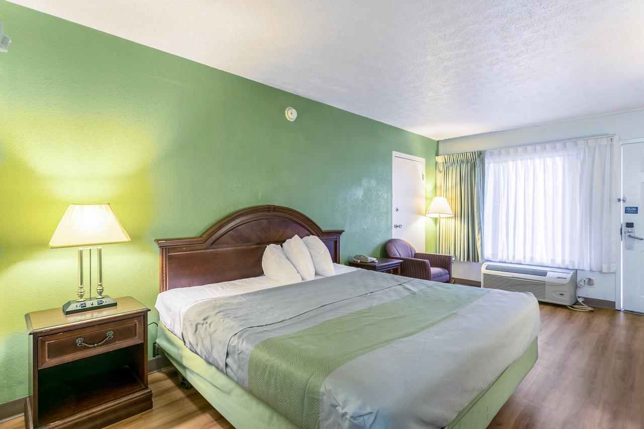 Motel 6 Edgewood - thumb 20