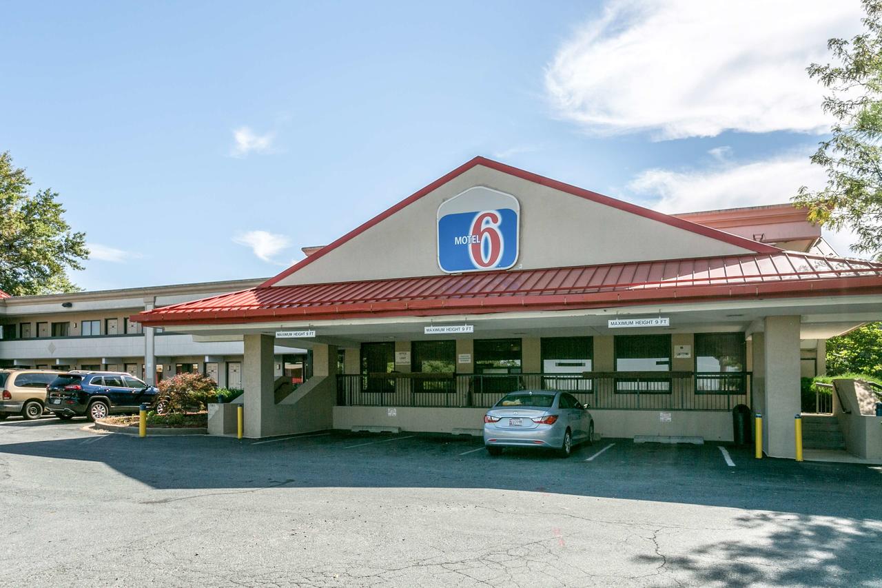 Motel 6 Edgewood - thumb 0