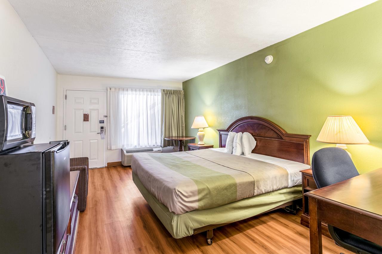 Motel 6 Edgewood - thumb 21