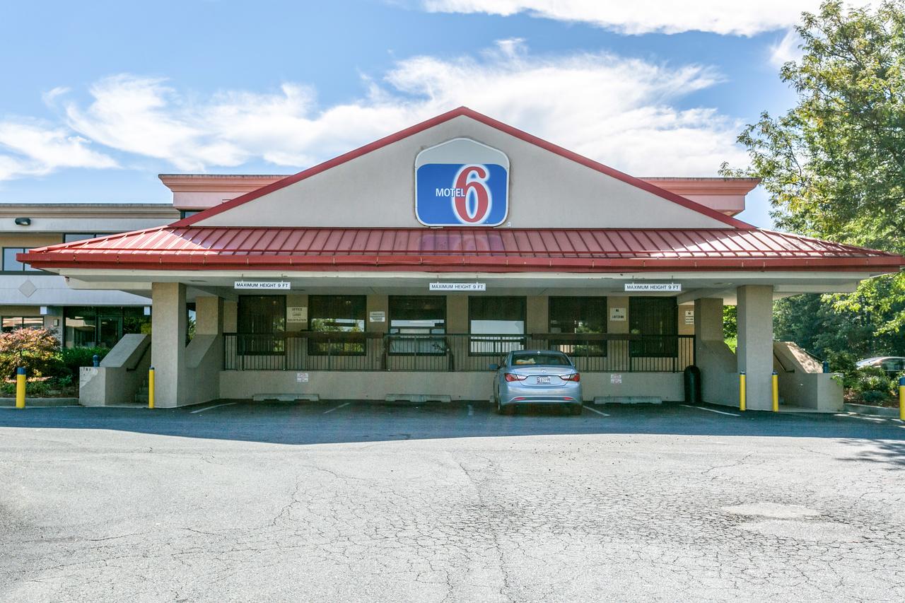Motel 6 Edgewood - thumb 1