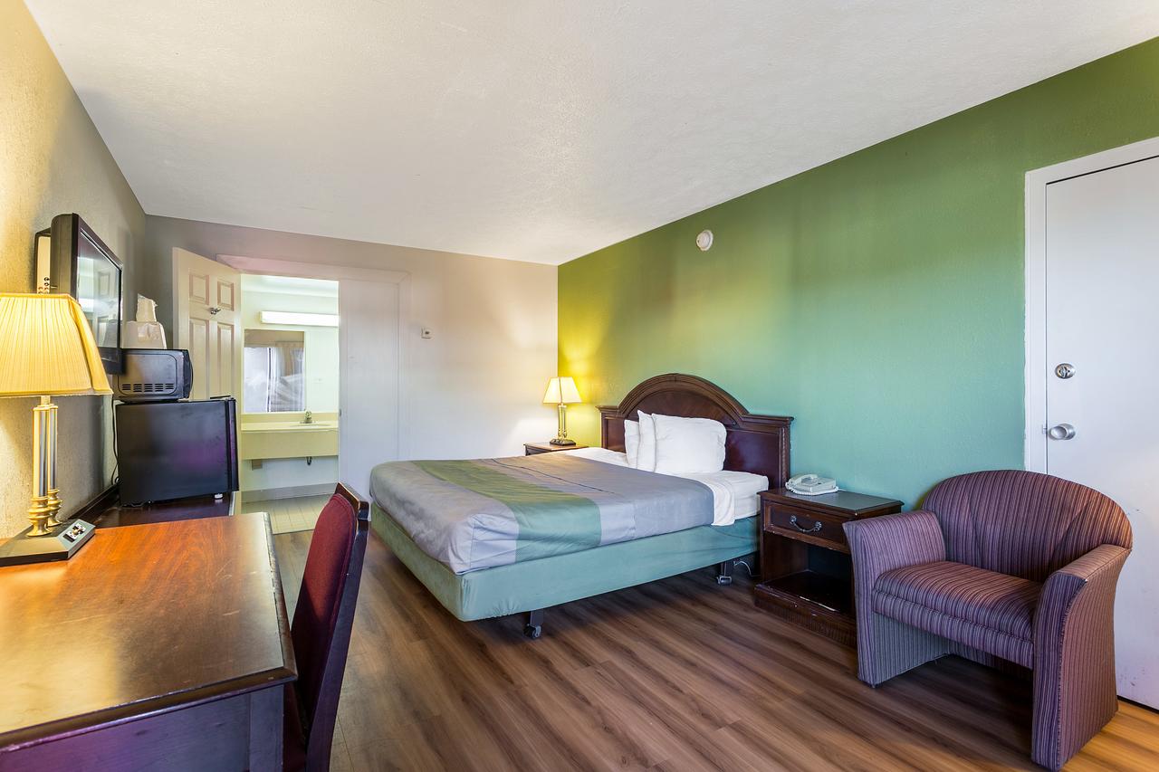 Motel 6 Edgewood - thumb 23