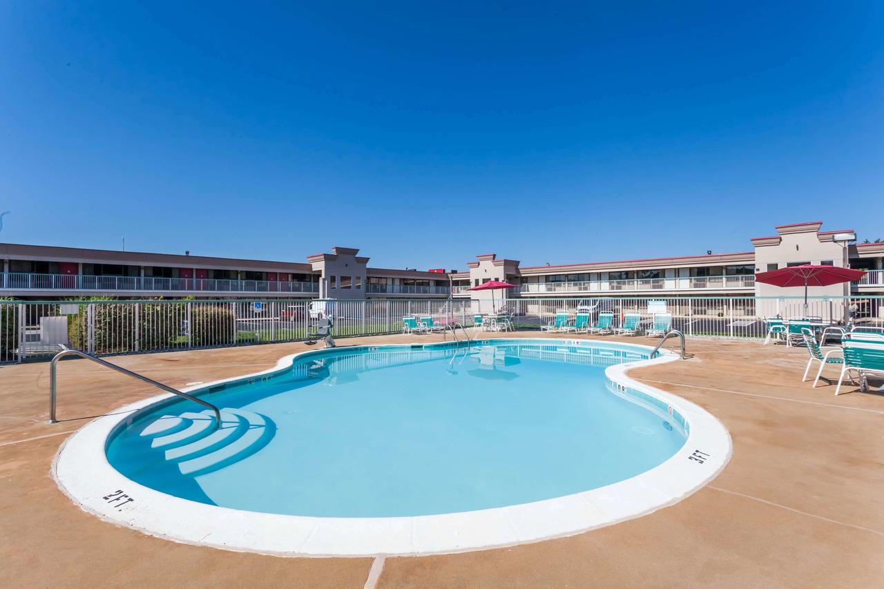 Ramada By Wyndham Edgewood Hotel & Conference Center - thumb 15