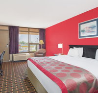 Ramada by Wyndham Edgewood Hotel  Conference Center - Accommodation Texas