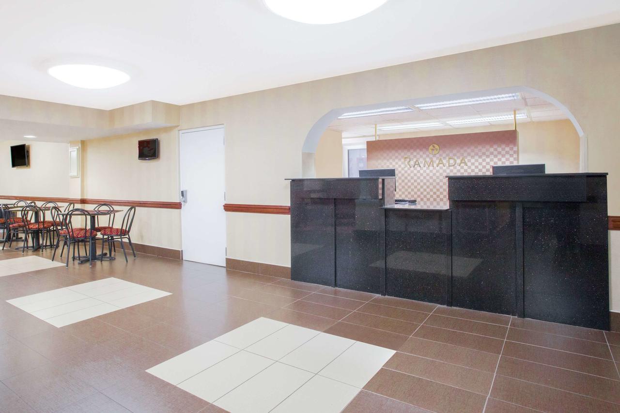 Ramada By Wyndham Edgewood Hotel & Conference Center - thumb 22