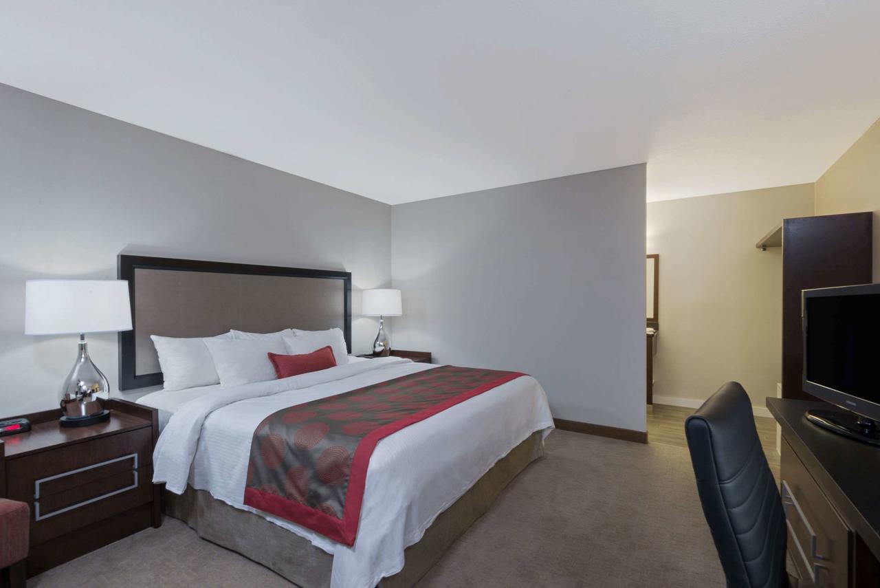 Ramada By Wyndham Boston - thumb 30