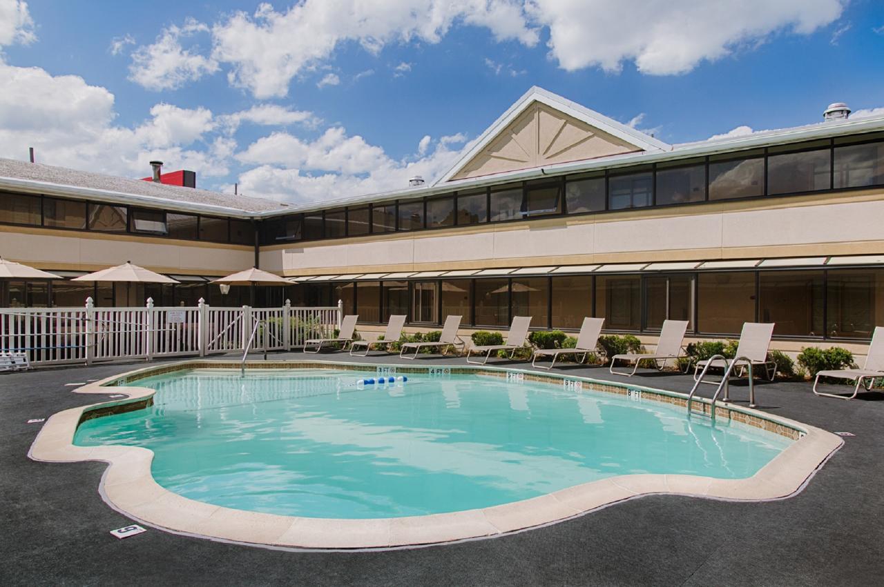 Ramada By Wyndham Boston - thumb 4