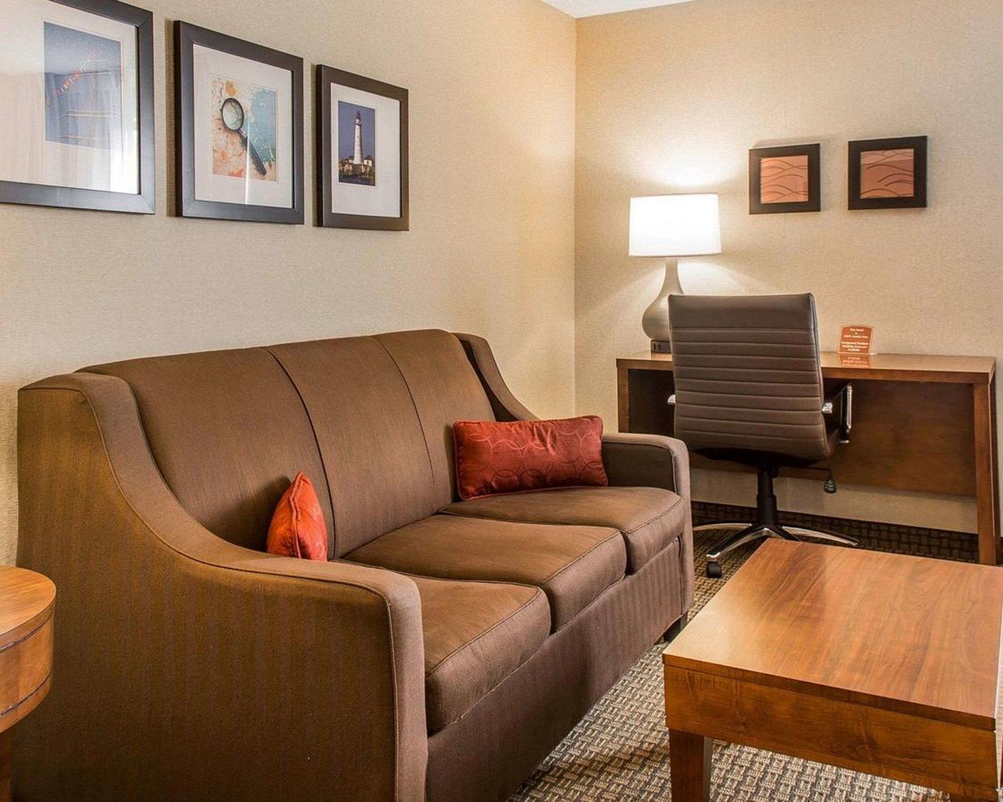 Comfort Inn Boston - thumb 12
