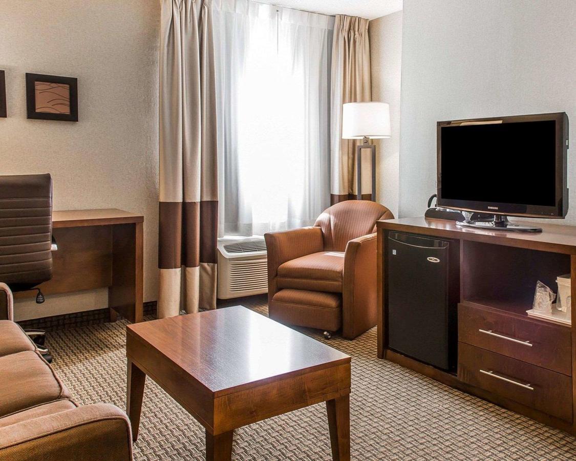 Comfort Inn Boston - thumb 25