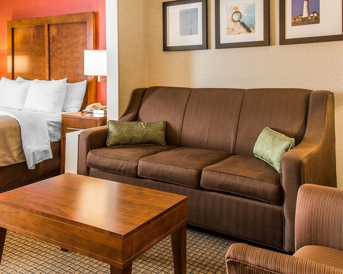 Comfort Inn Boston - thumb 27
