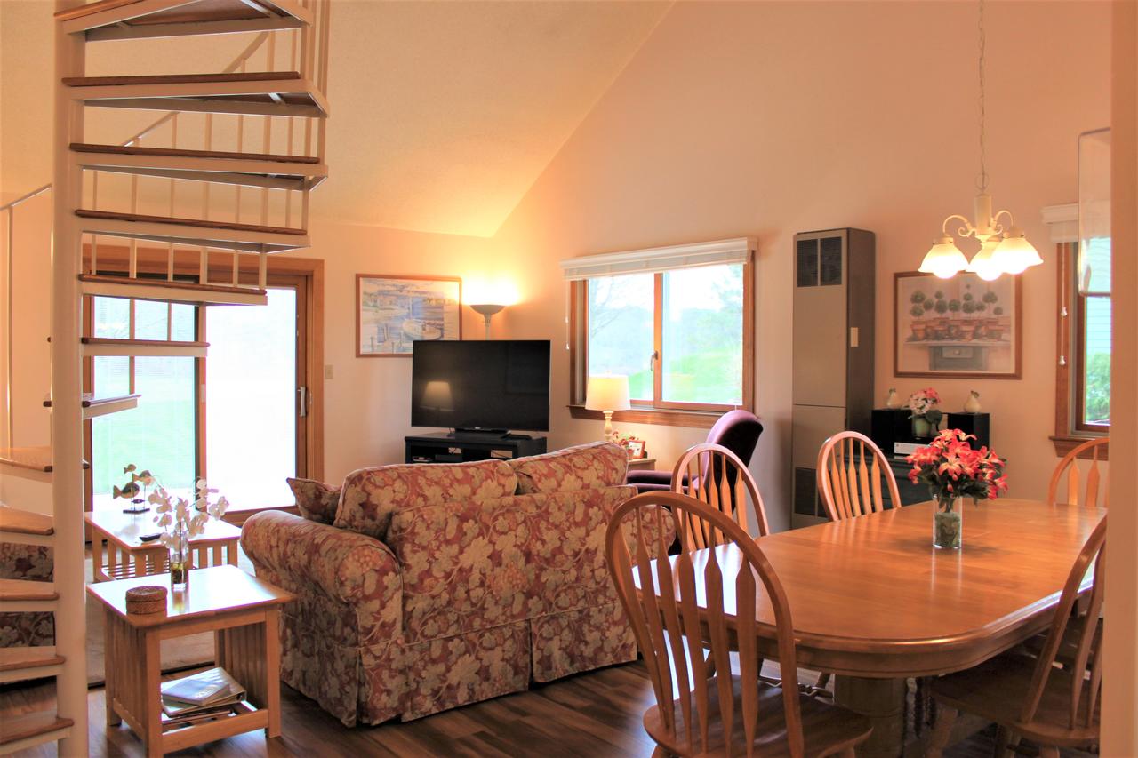 51 MIDDLECOTT - 2 Bedroom - thumb 4