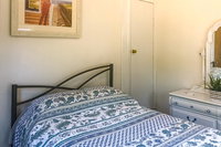 3 Bed 1 Bath Vacation home in West Yarmouth Accommodation Texas