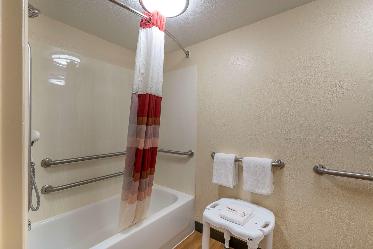 Red Roof Inn Detroit St. Clair Shores - thumb 20