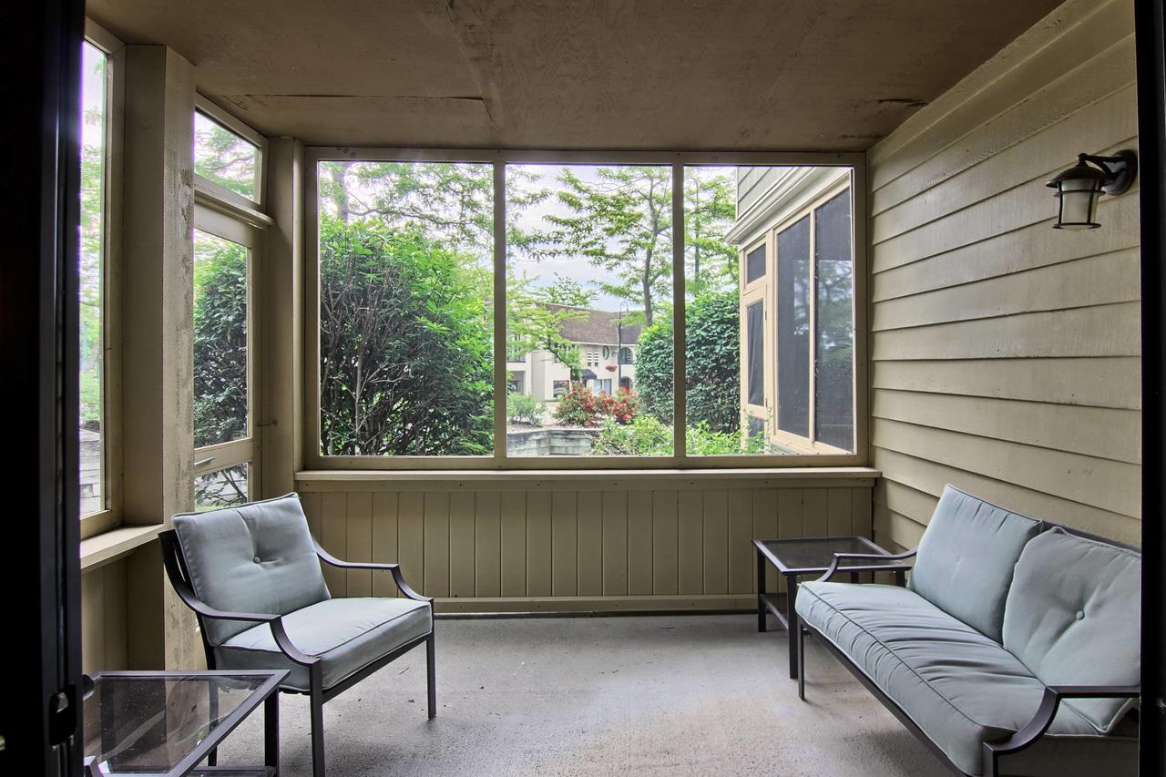 109 Pointes North Inn - thumb 13