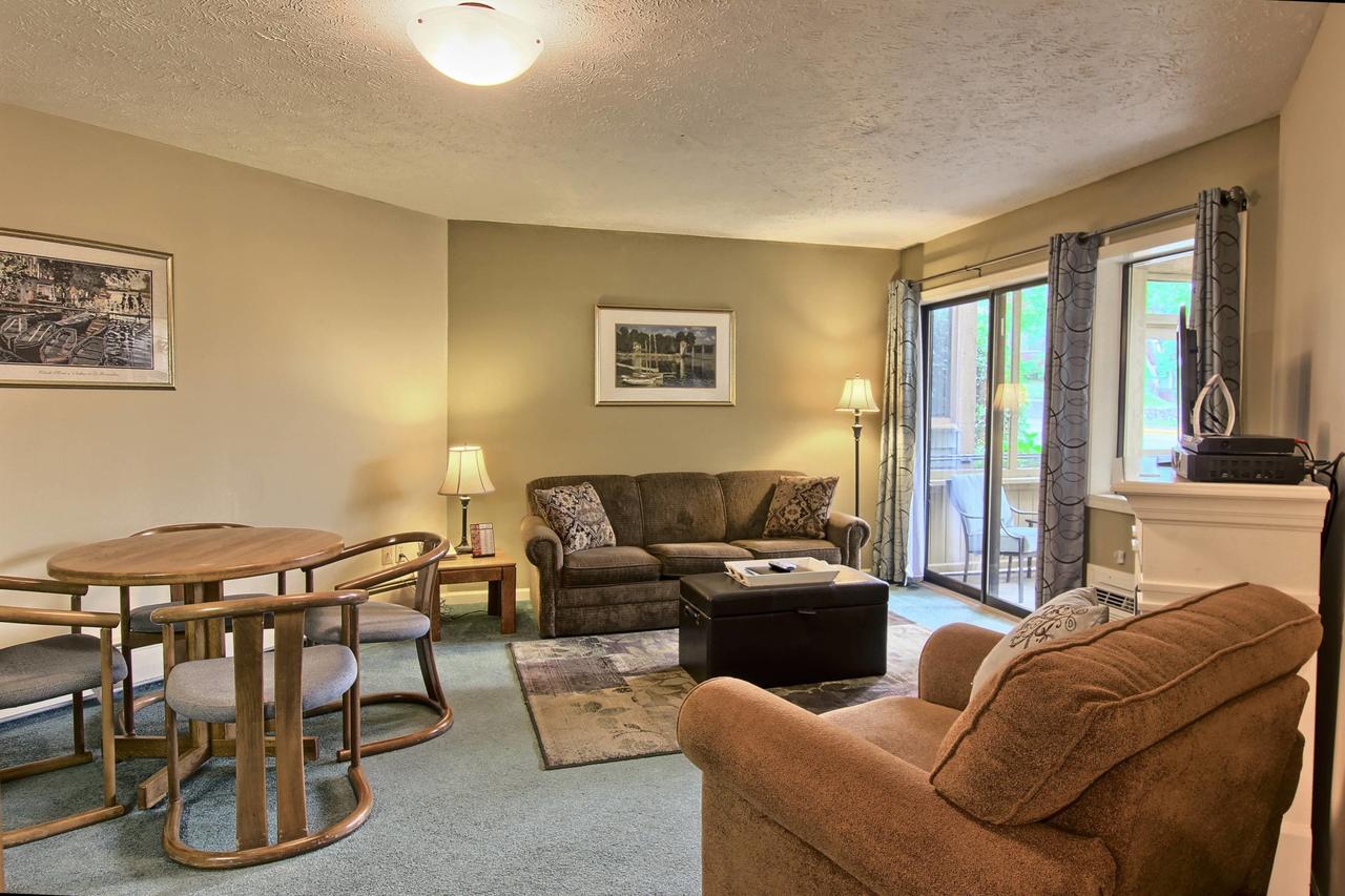 109 Pointes North Inn - thumb 4