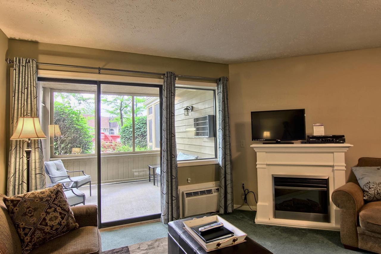 109 Pointes North Inn - thumb 7