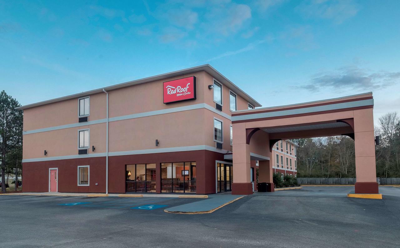Red Roof Inn & Suites Biloxi - thumb 35