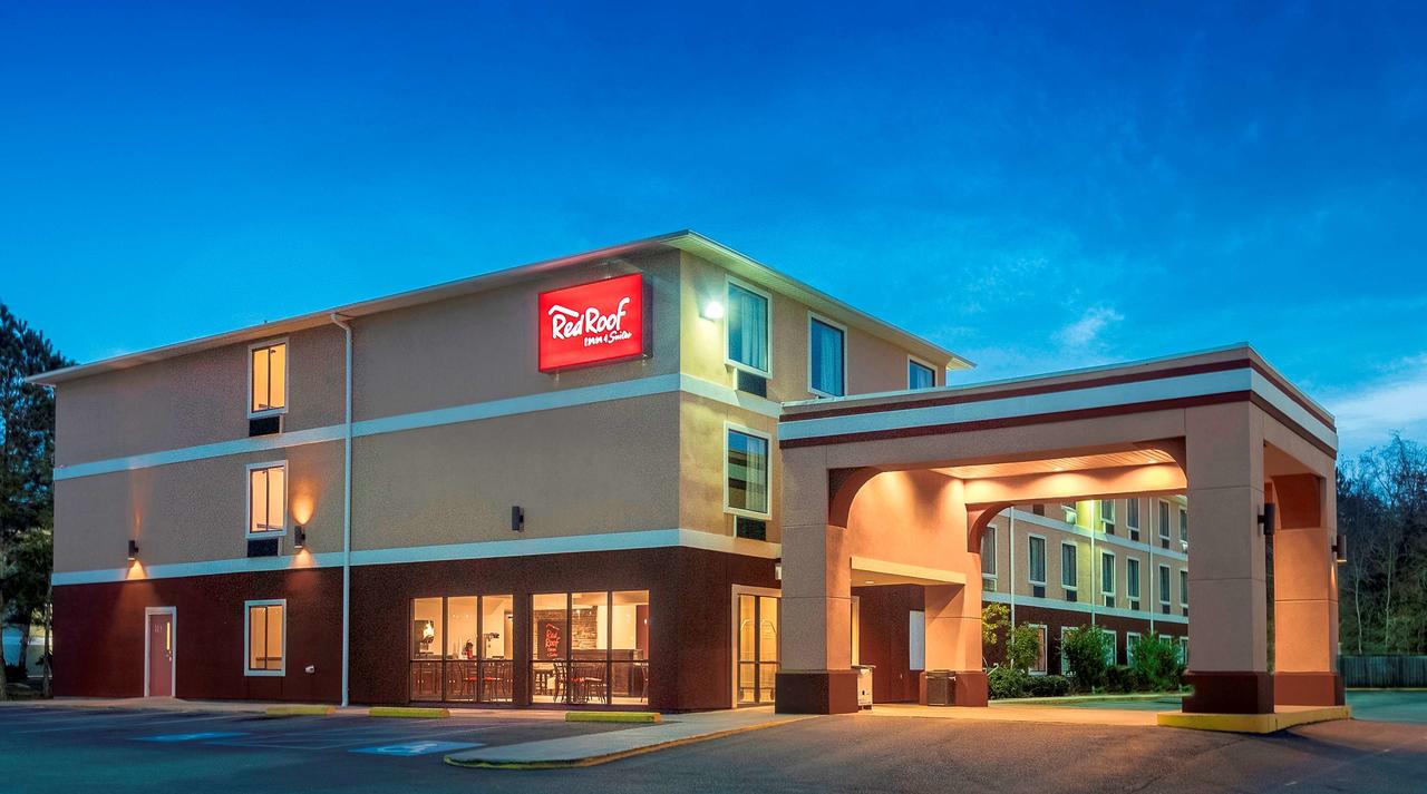 Red Roof Inn & Suites Biloxi - thumb 38