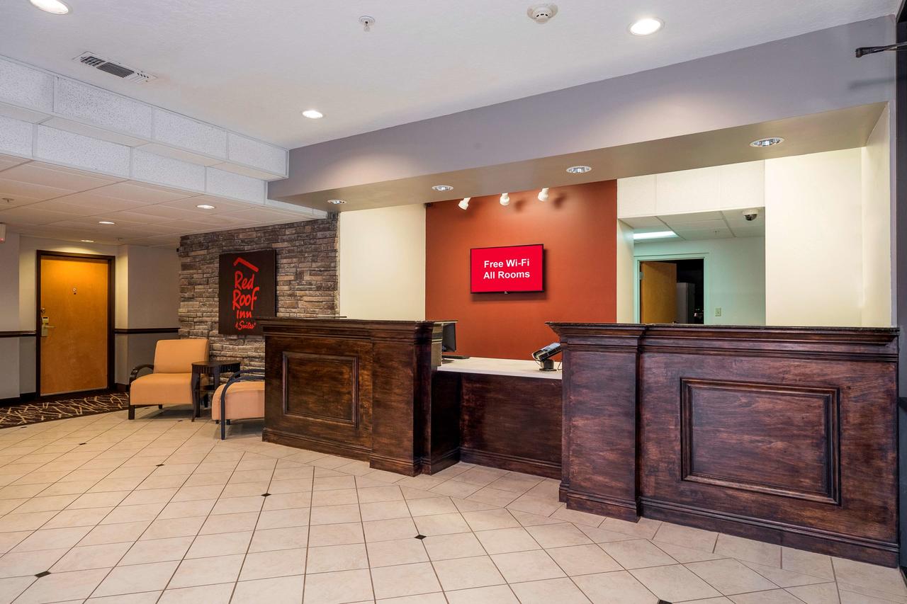 Red Roof Inn & Suites Biloxi - thumb 31