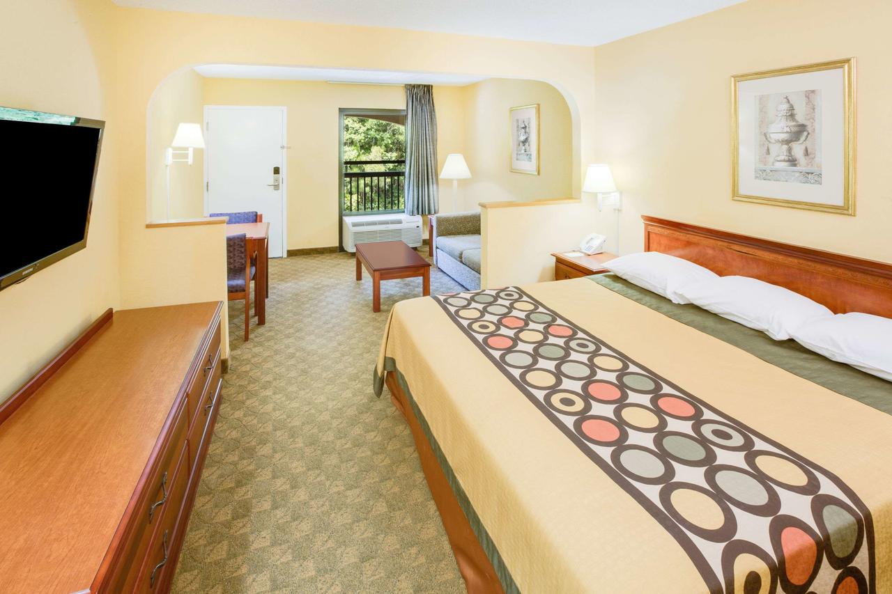 Super 8 By Wyndham Diberville Biloxi Area - thumb 27