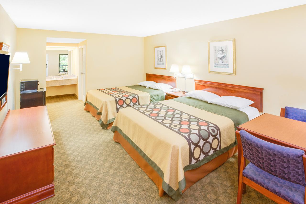 Super 8 By Wyndham Diberville Biloxi Area - thumb 12