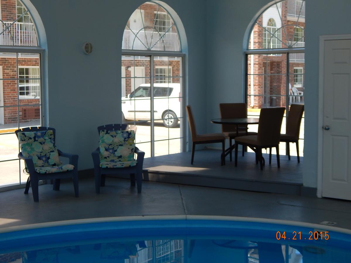 Carriage House Inn - thumb 19