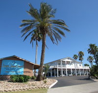 Tropic Island Resort - Accommodation Texas