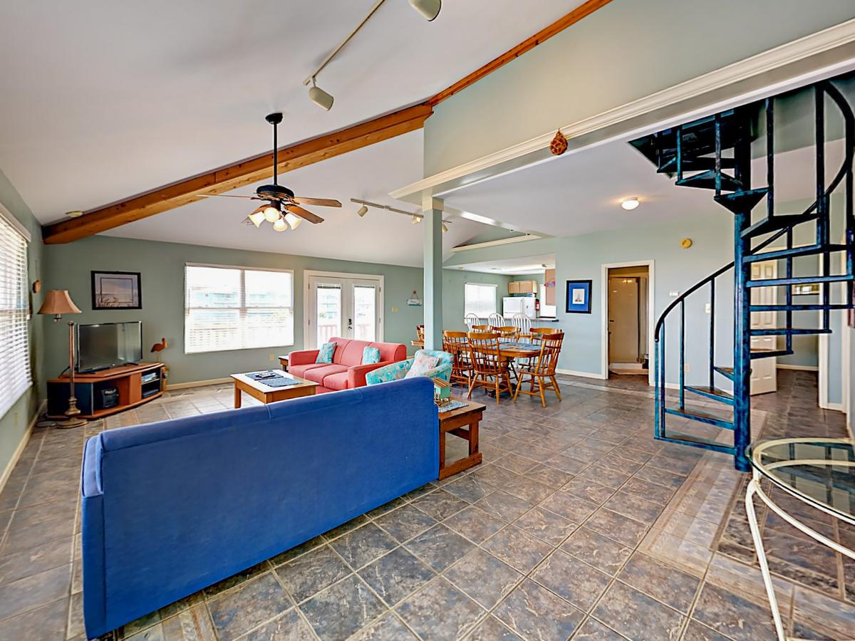 1814 On The Beach Home - thumb 22