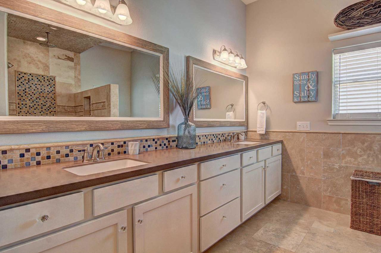Marlin Manor Home - thumb 14