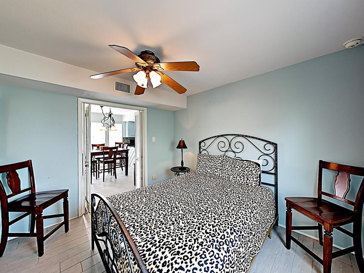 Lost Colony Home Port Aransas - thumb 13
