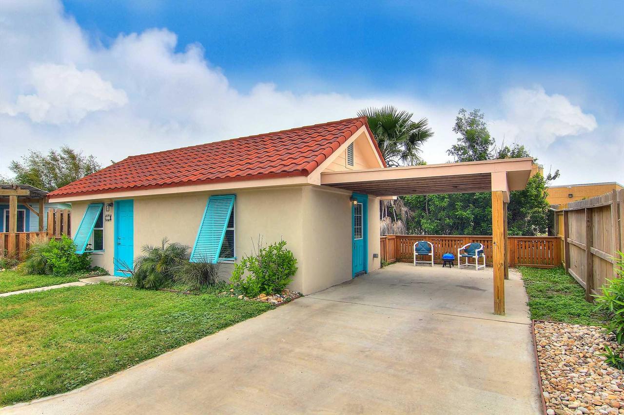 Seafoam Cottage - thumb 1
